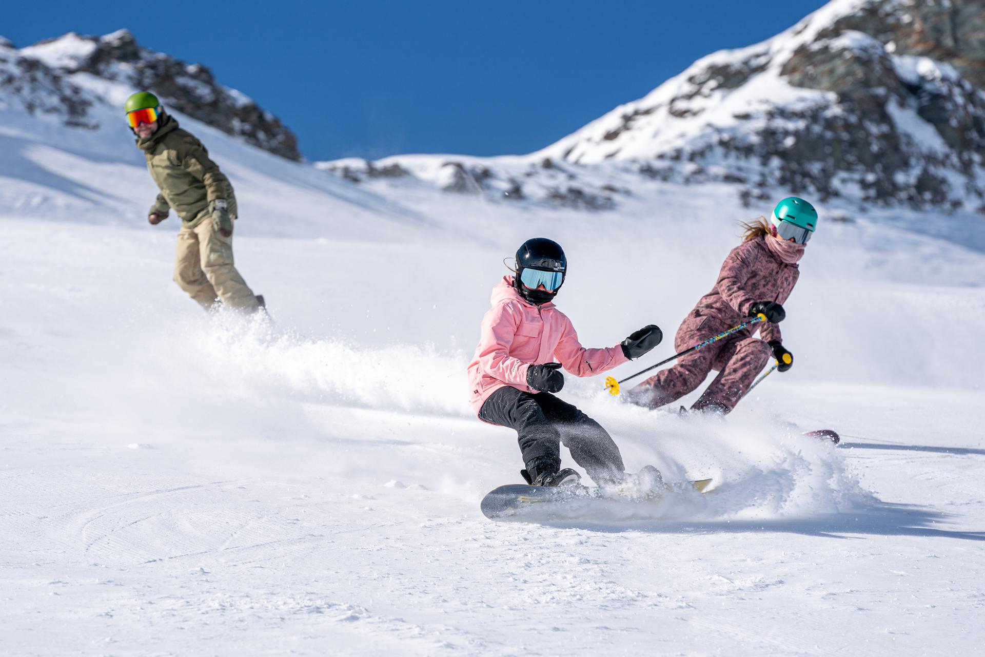 Snowboarden und Skifahren Investment in Gastronomie und Hotel Weiße Arena Gruppe